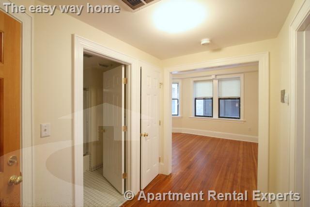 Building Photo - 881 Massachusetts Ave