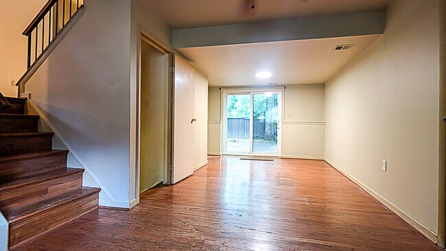 Building Photo - 11582 Embers Ct