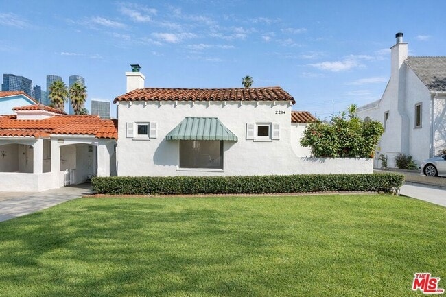 Building Photo - 2214 Benecia Ave