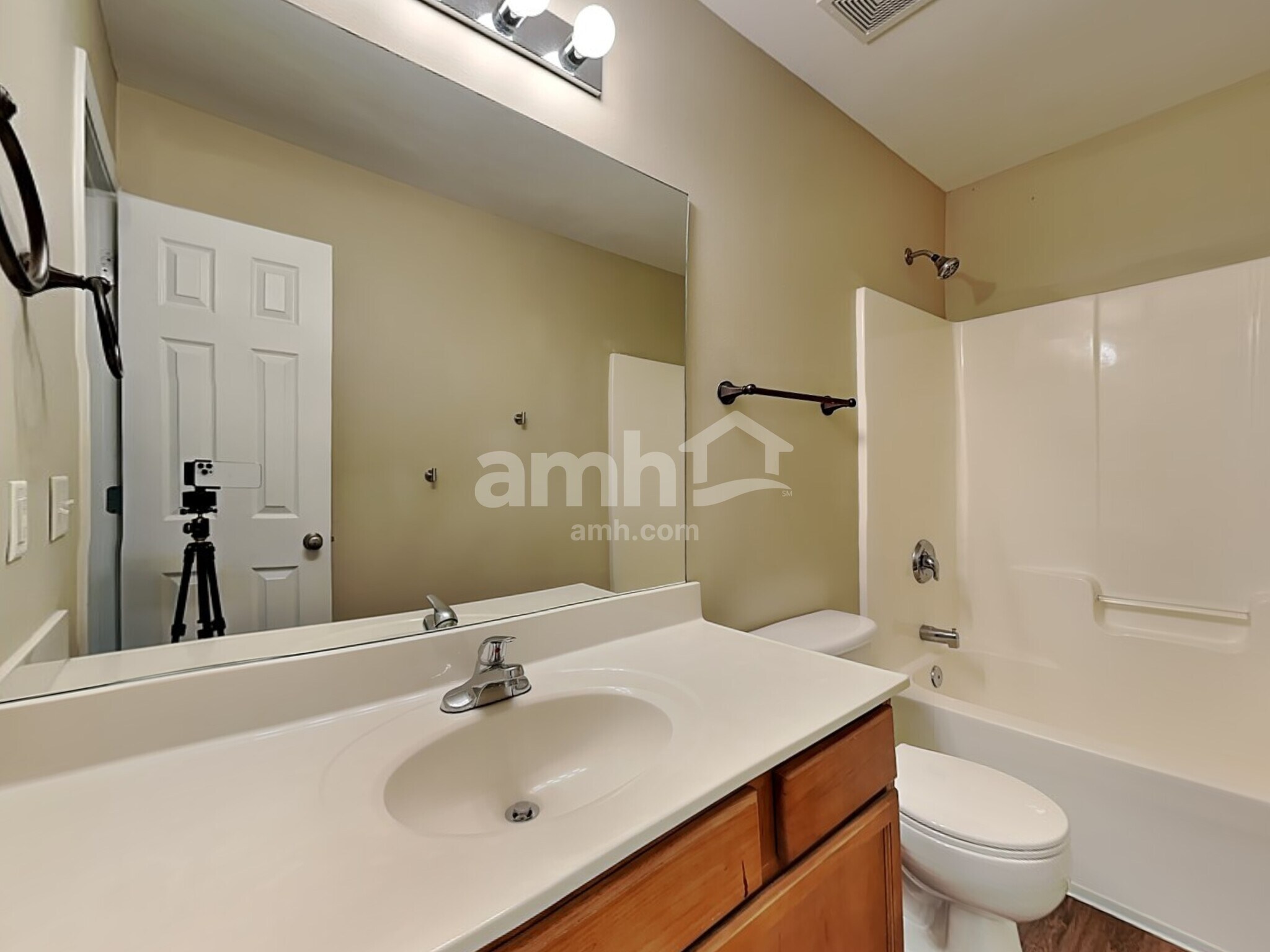 Building Photo - 271 Waxberry Ct