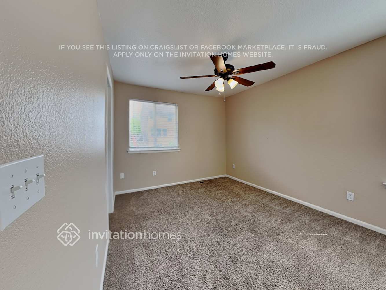 Building Photo - 229 Monares Ln
