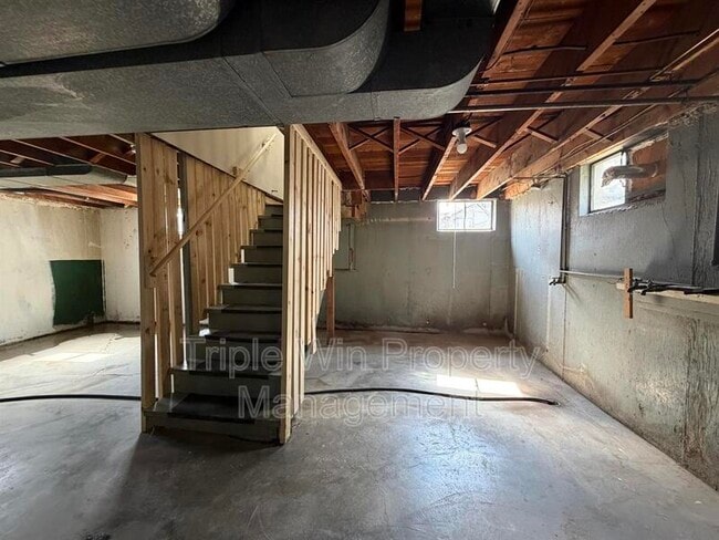 Building Photo - 7560 Alicia Ave