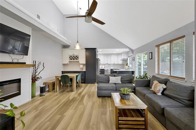 Building Photo - 2209 Walnut Grove Ln