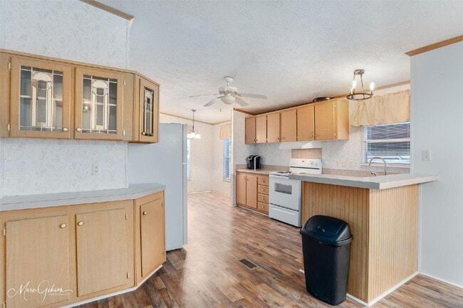 Building Photo - 409 Glen Harbor