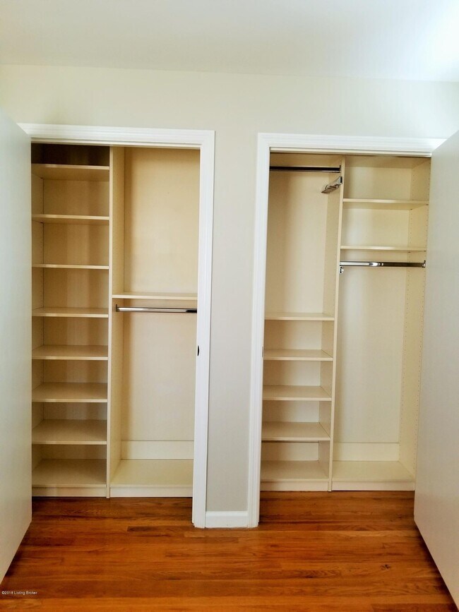 Building Photo - 8203 Camberley Dr