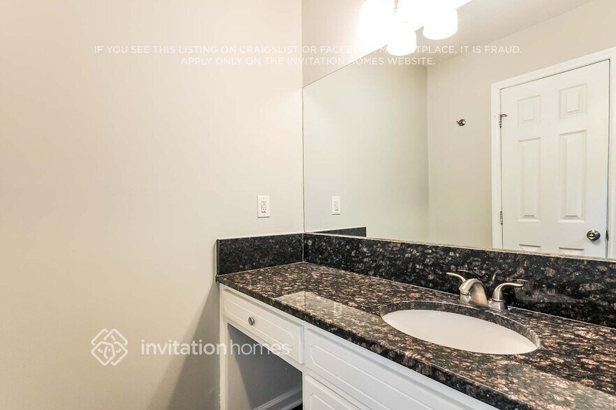 Building Photo - 1017 Riderwood Ct