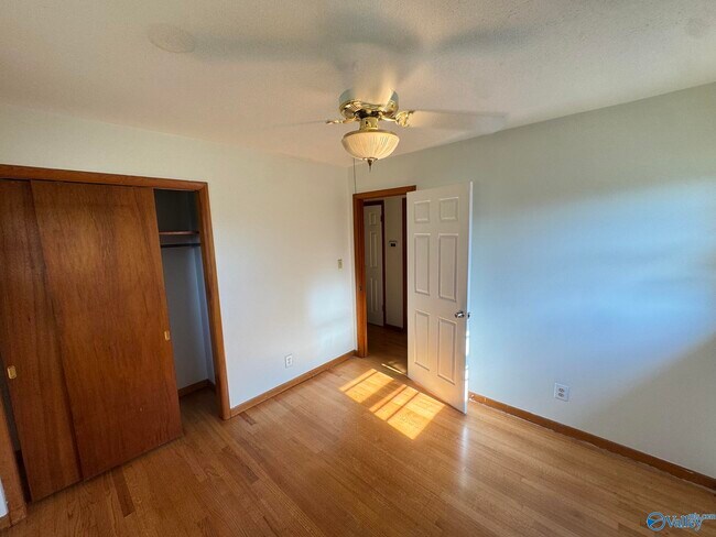 Building Photo - 362 Jack Coleman Dr NW