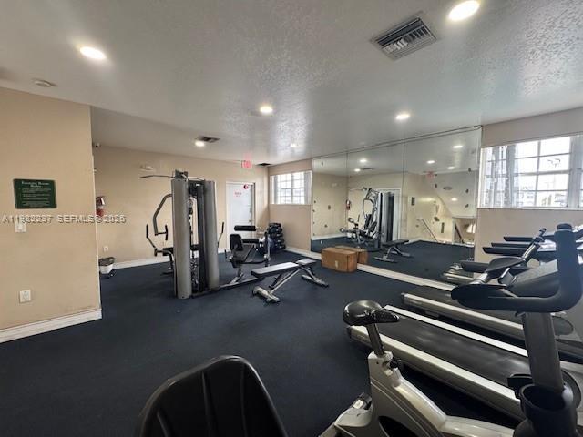 Building Photo - 9715 Fontainebleau Blvd