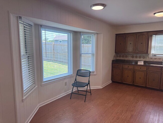 Building Photo - 1115 Briar Creek Rd