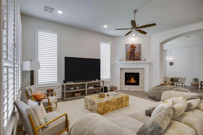 Building Photo - 7038 Cantera Manor Blvd
