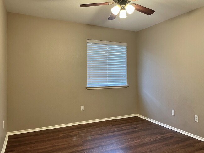 Building Photo - Charming 4-Bedroom Home in South Austin’s ...
