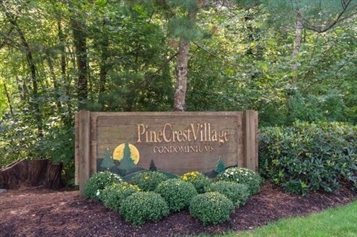 Building Photo - 7 Village Way