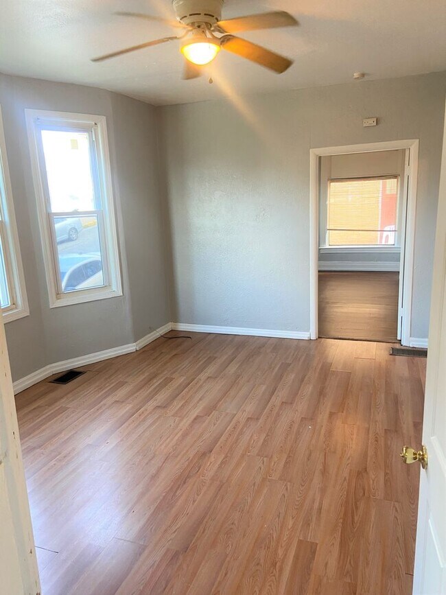 Building Photo - 2200 Milligan Ave