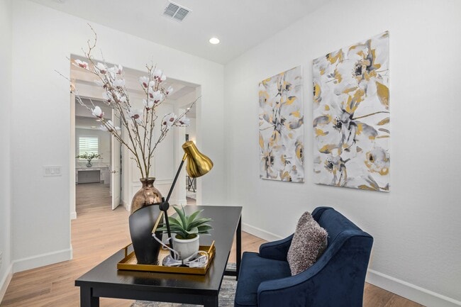 Building Photo - Luxury Rental in Queen Creek - Try Before You Buy