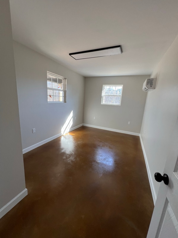 Building Photo - 456 N Ridge Estates