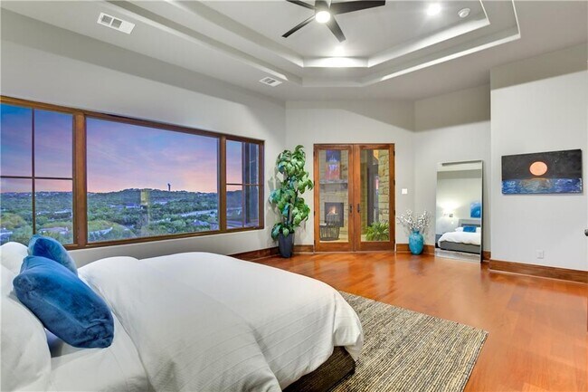 Building Photo - 4212 Serene Hills Dr