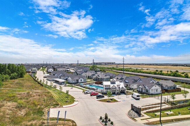 Building Photo - 7116 Rustle Rd