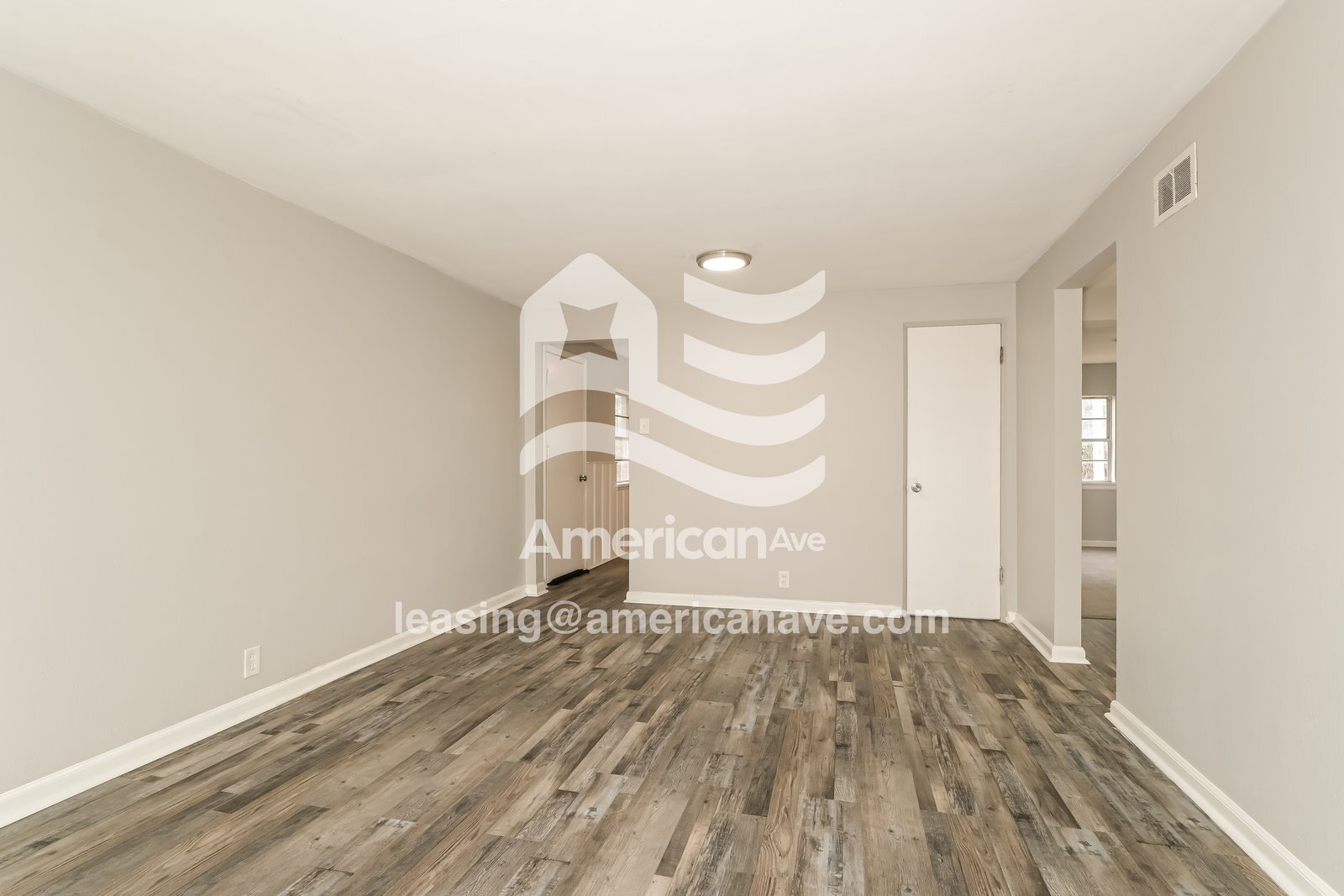 Building Photo - 6949 Pasadena Blvd