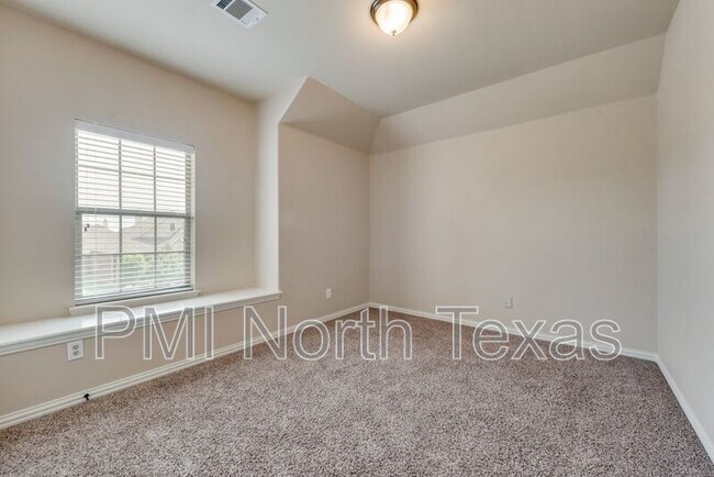 Building Photo - 11213 Amistad Dr