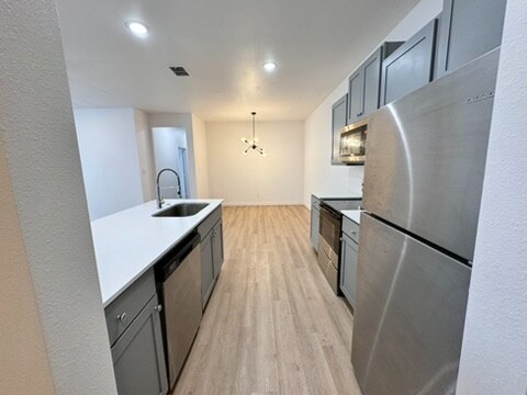 Building Photo - 5719 Kemper St