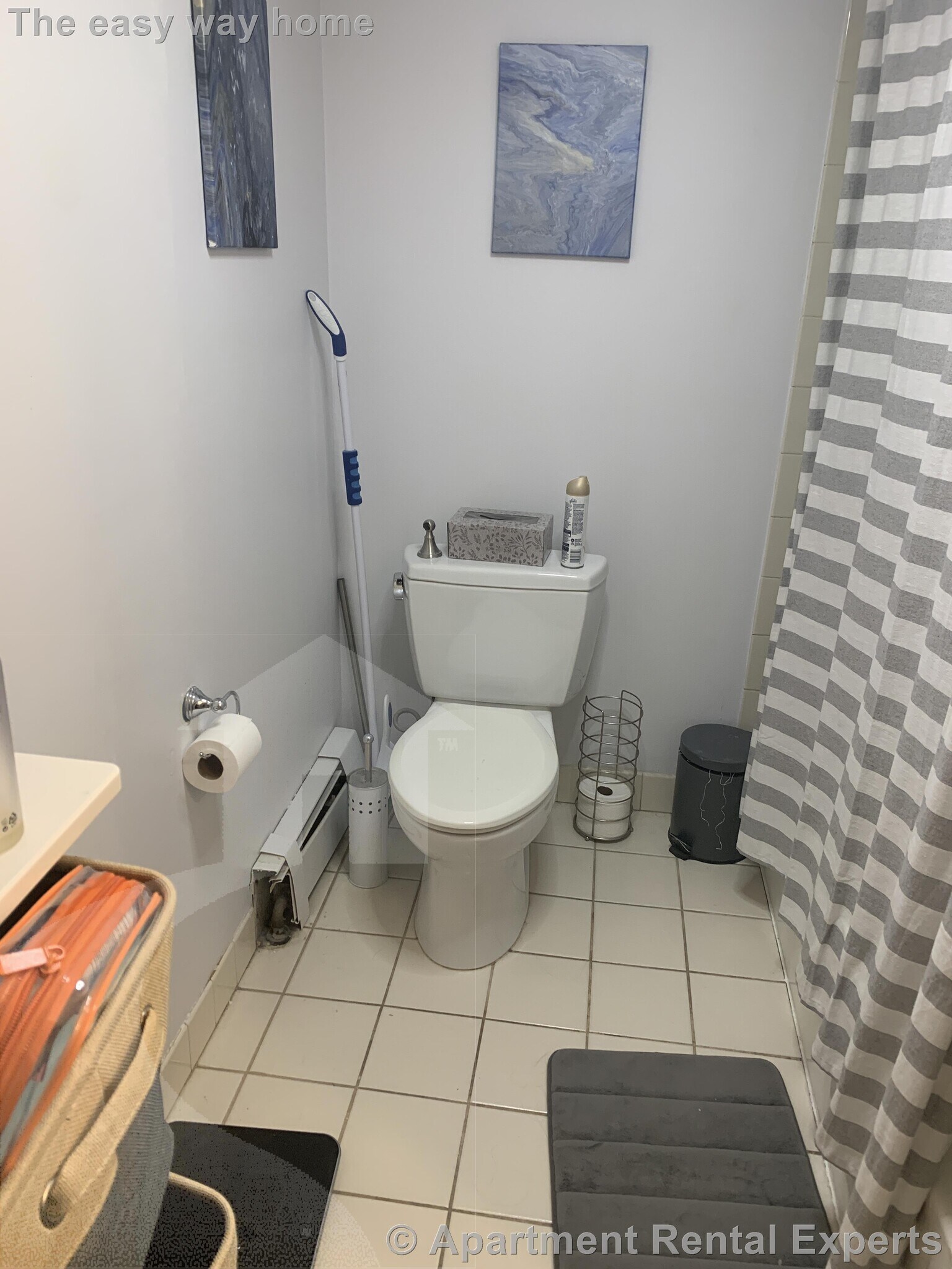 Building Photo - 14 Locust St