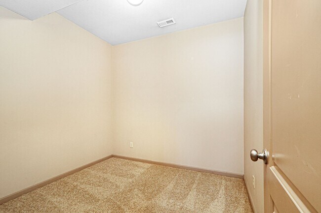 Building Photo - Gorgeous Family home for Rent!