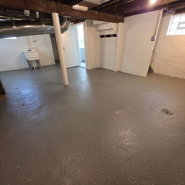 Building Photo - Cleveland Heights 3-Bed Single-Family