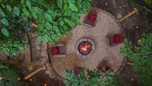 Building Photo - 357 Wilfar Strasse