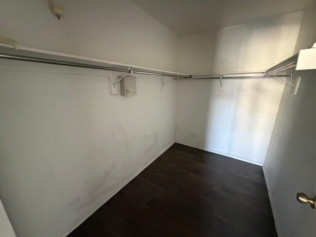 Building Photo - 3203 St Isaac Loop