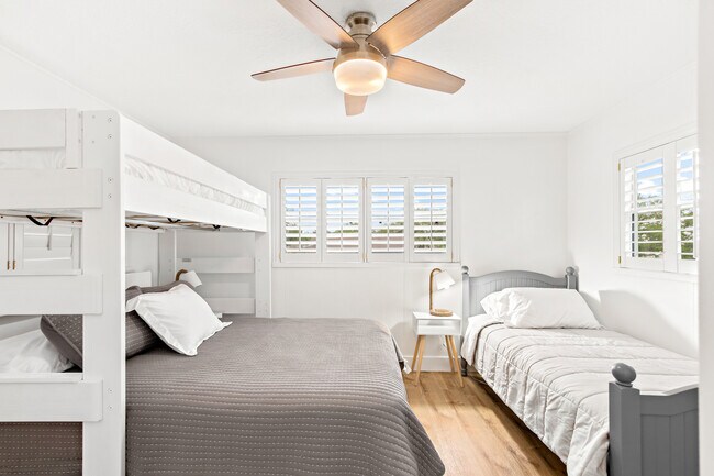 Building Photo - 13920 SE 124th St