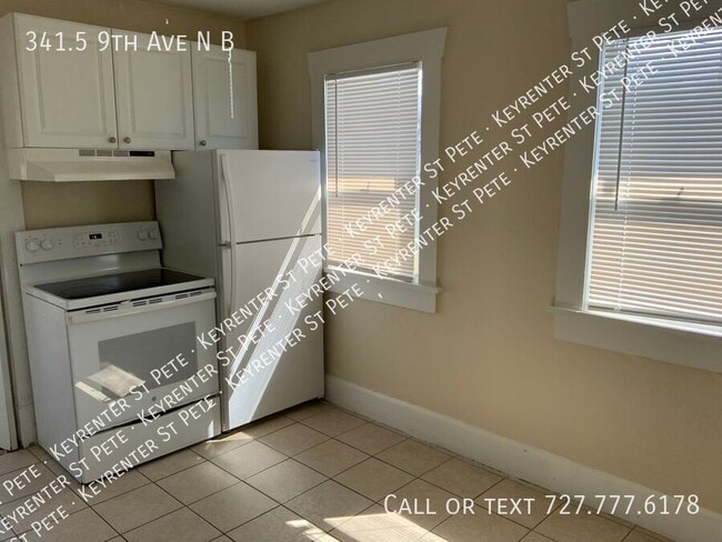 Building Photo - 341.5 9th Ave NE