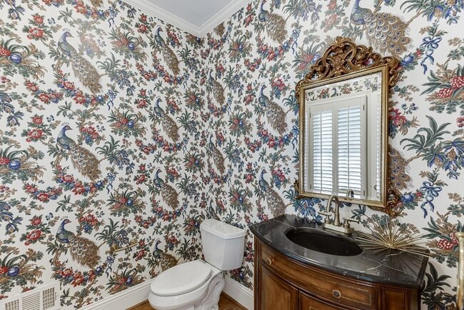 Building Photo - 2885 Towne Village Dr NW