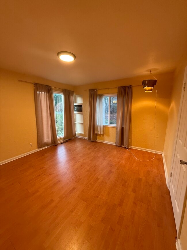 Building Photo - 11790 SW 90th Ave