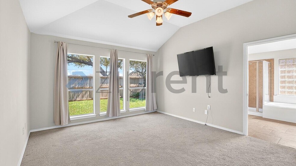 Building Photo - 2607 Diamond River Dr