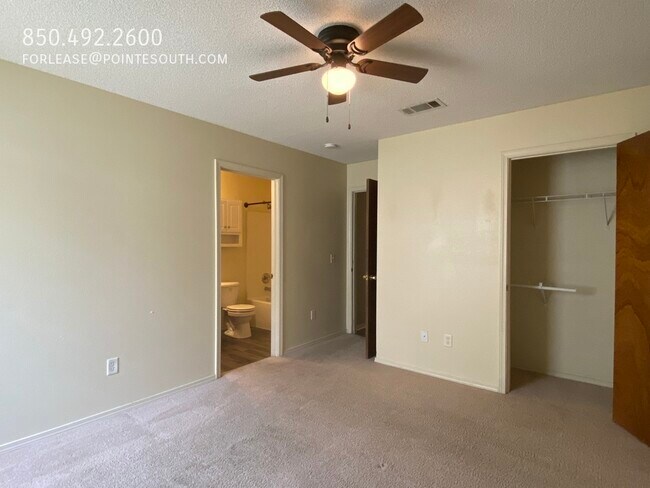 Building Photo - 504 Ashwood Ln