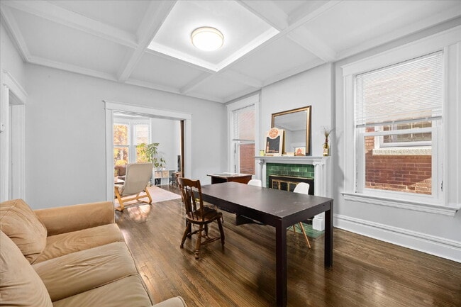 Building Photo - "Charming 3-Bed Duplex with Hardwood Floors & Cozy Fireplace - 6114 Waterman Blvd, St. Louis!" ST...