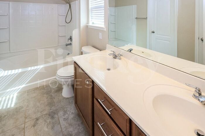 Building Photo - 9958 Balboa Island