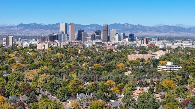 Building Photo - 1300 Garfield St