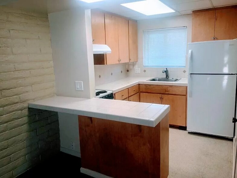 Building Photo - 3040 Magliocco Dr