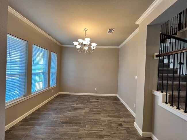 Building Photo - 3318 Suffolk Creek Ln