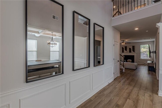 Building Photo - 4876 Elm Leaf Dr