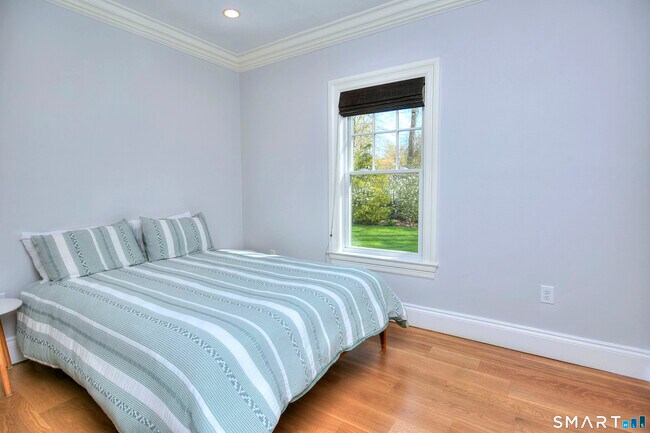 Building Photo - 46 Burr Farms Rd