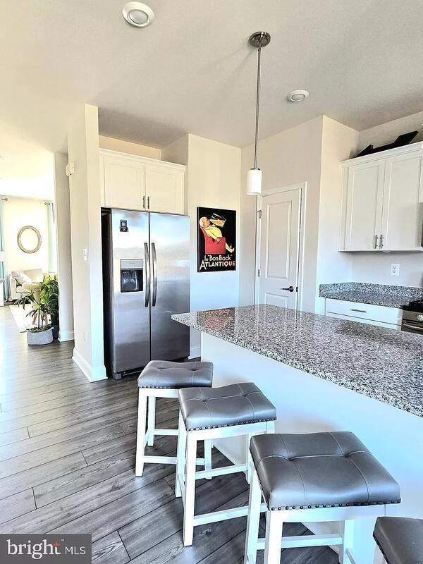 Building Photo - 24615 Dogwood Ln