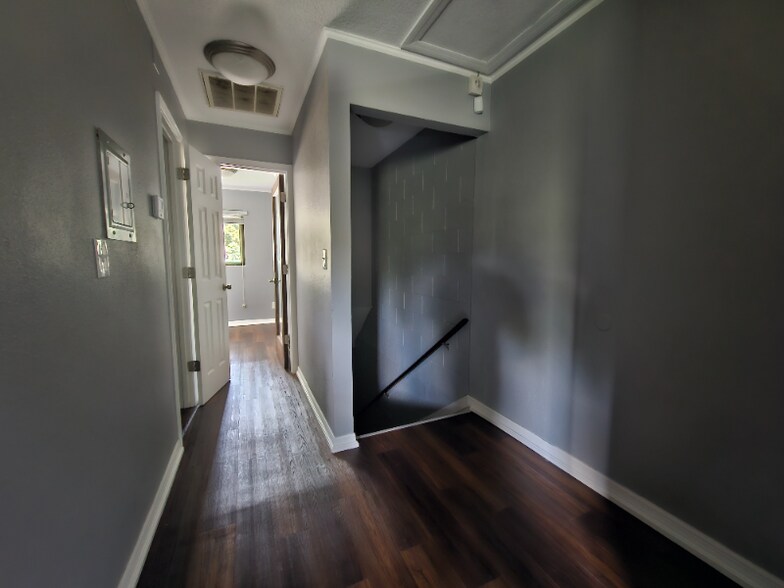 Building Photo - 37220 Majestic Oak Ct