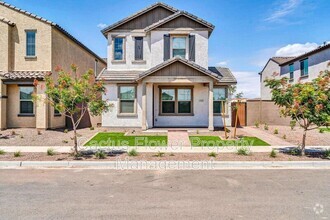 Building Photo - 2212 W Chisum Trl