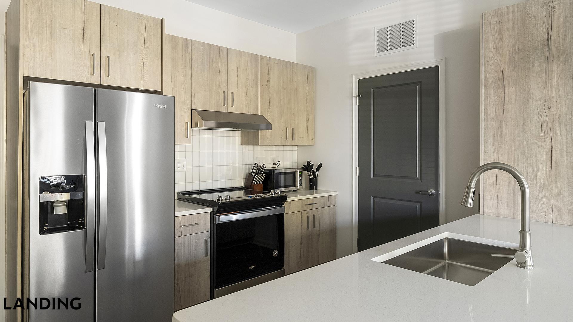 Building Photo - 2800 Milan Ct