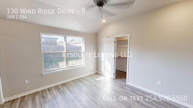 Building Photo - 130 Wind Ridge Dr