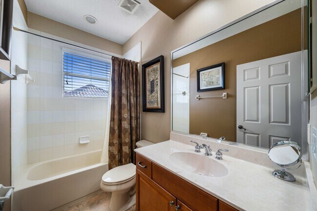 Building Photo - Fully Furnished Executive Rental in Providence