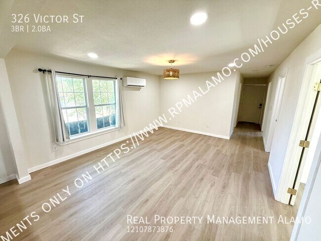 Building Photo - 326 Victor St