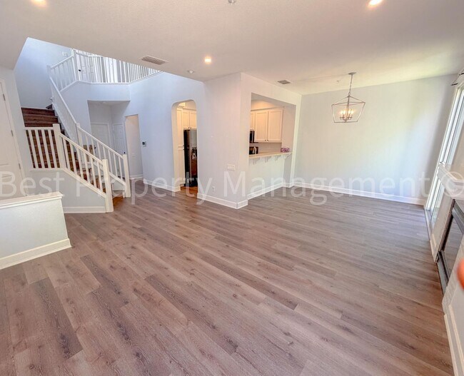 Building Photo - 23010 Canyon Terrace Dr